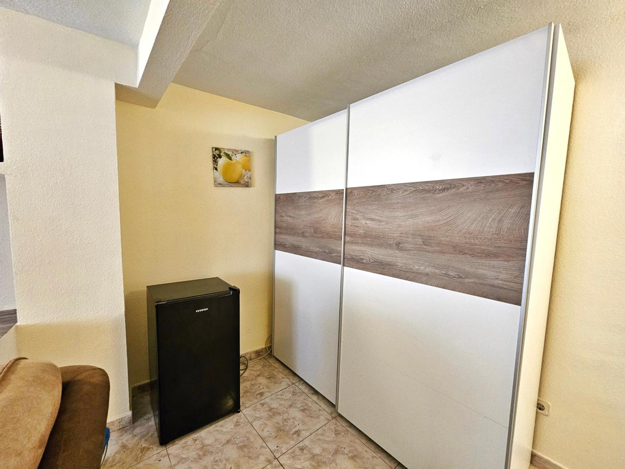 Hostal Mainz Piedralaves Bagian luar foto